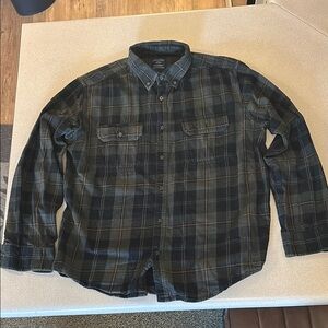 Faded Glory Green Black and Gray Flannel Button Down Shirt